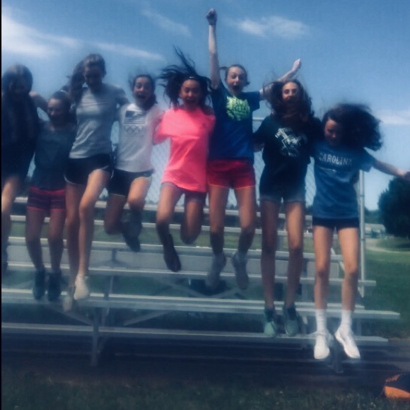 Meet your Posher, Julia - Picture 1 of 3